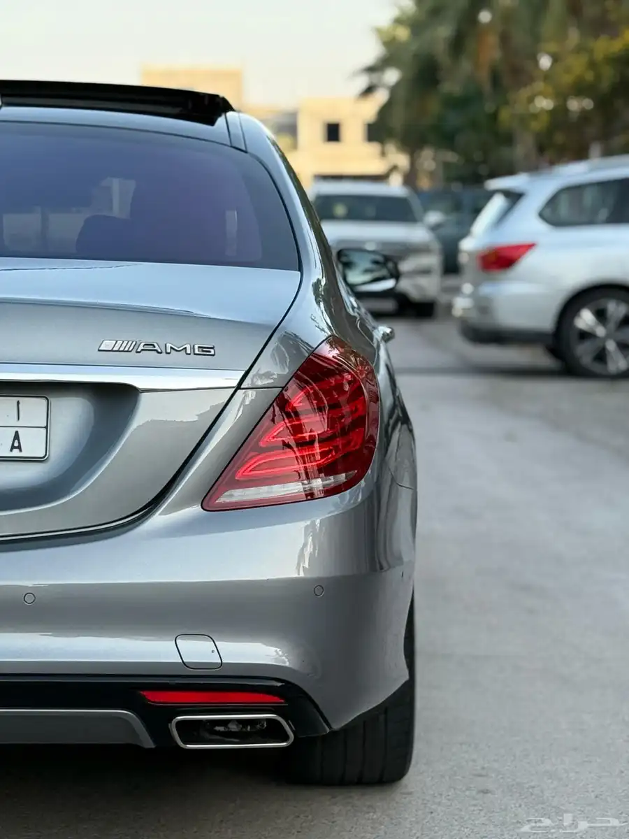 مرسيدس S500 مراتب طيارة كت AMG لون مميز 9