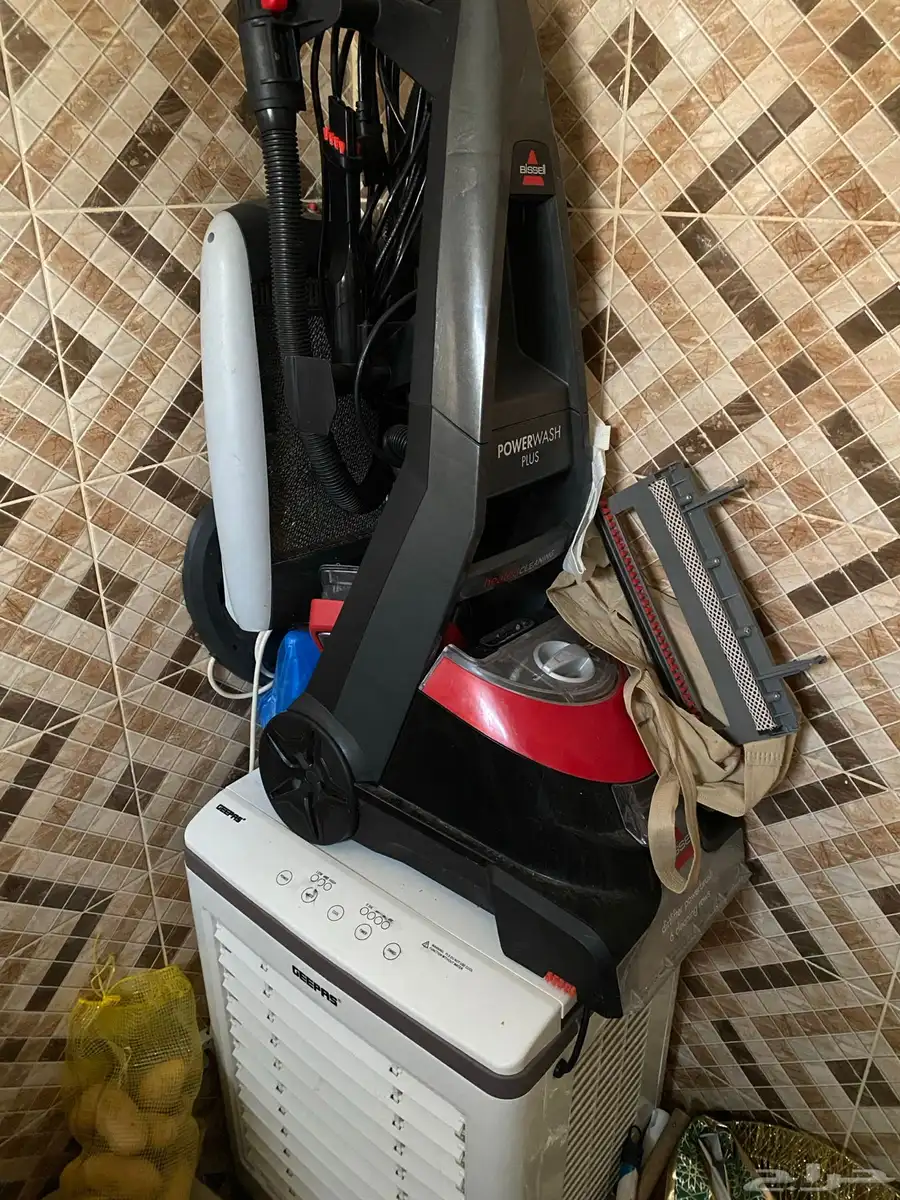 مكيف للبيع مع الالة غسيل حاجة تحتاجها 0