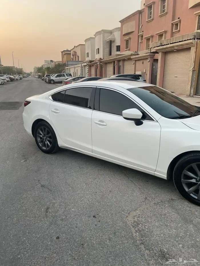 مازدا 6 نص فل 2023 4