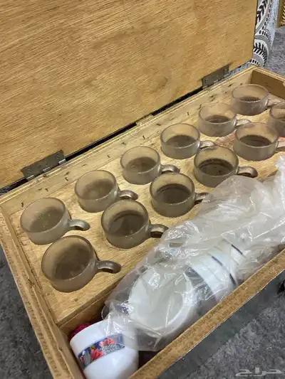 دلة العساف كوريه وإبريق العساف وشنطة فناجيل 15