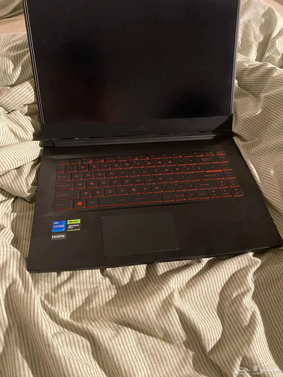 لابتوب msi للبيع يشغل برامج والعاب ثقيلة يجي معه شاحن 1