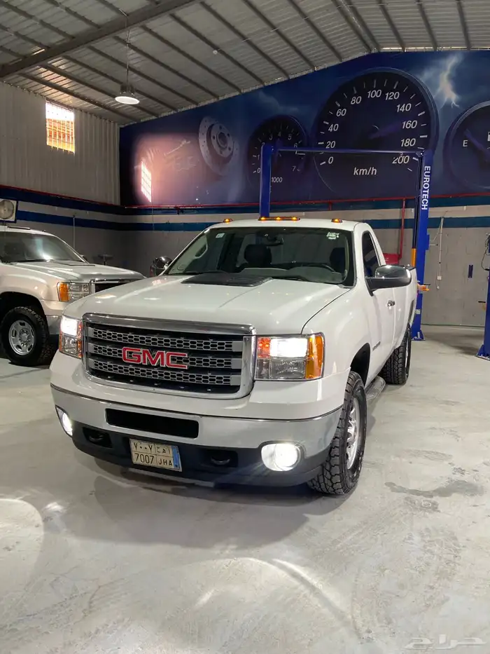 للبيع جي ام سي 2013 2