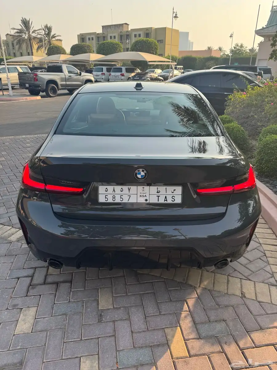 بي ام دبليو 320i M Package 2025 ووارد كوريا index