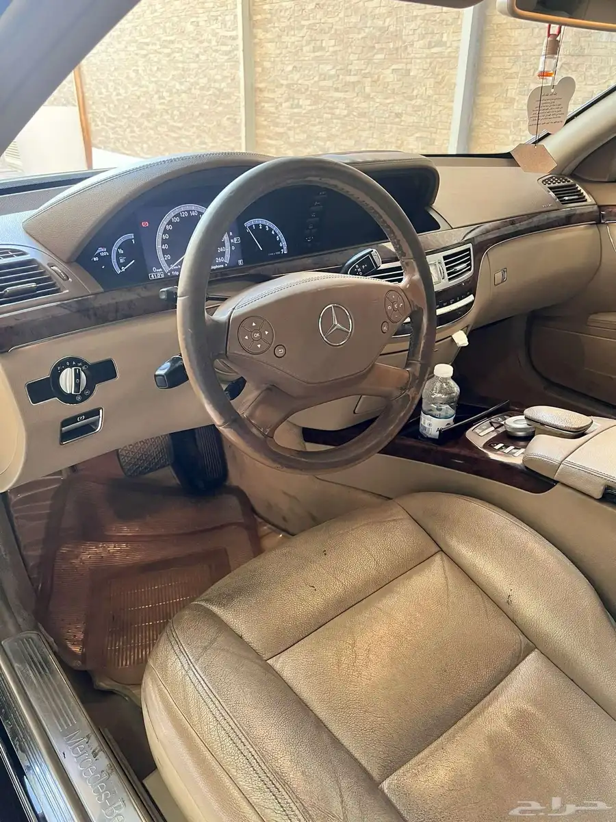 للبيع مرسيدس S-Class موديل 2010 12