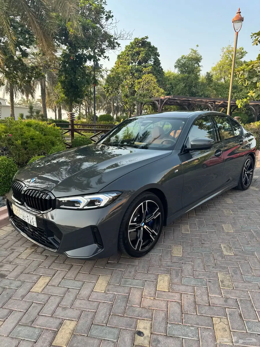 بي ام دبليو 320i M Package 2025 ووارد كوريا index