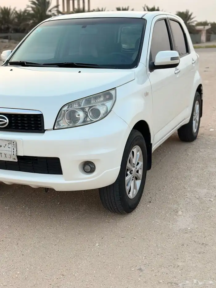 دايهاتسو 2015 2