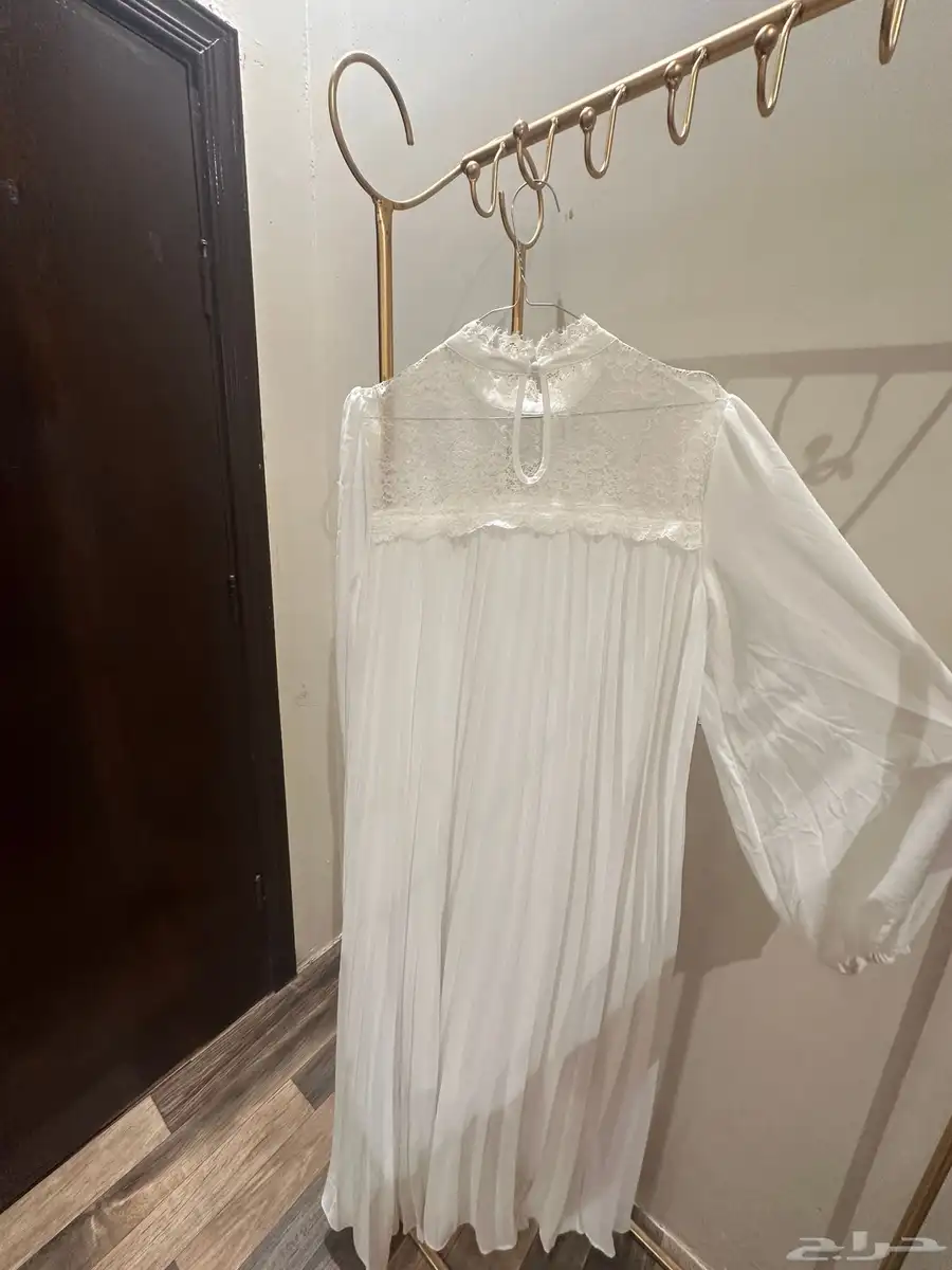 فستان ابيض مقاس M 3