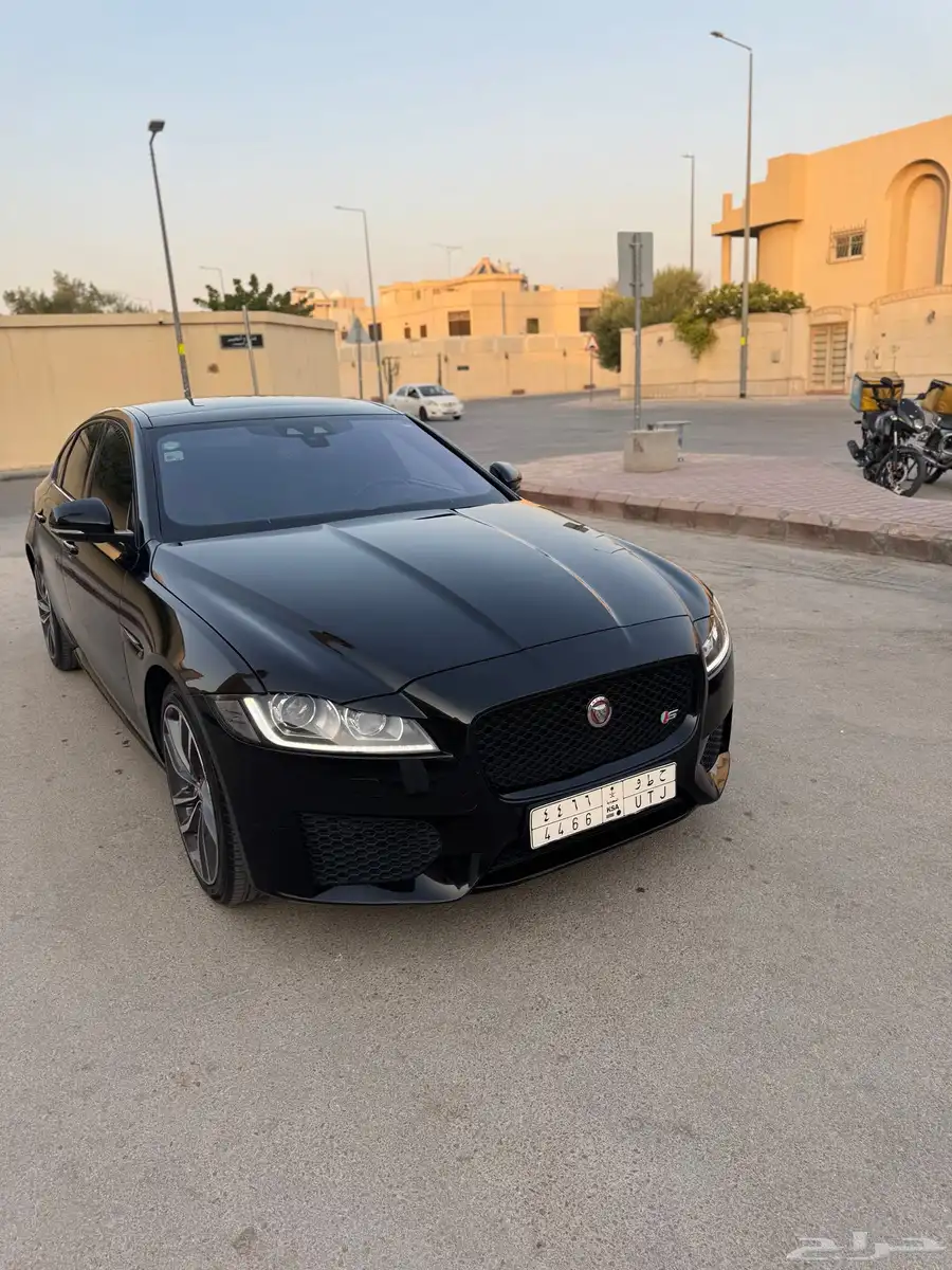 جاكوار XFS - 2016 0