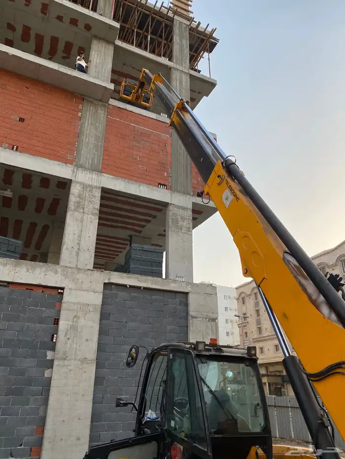 بوم لودر تليسكوب سكين فوركلفت رافعة شوكية كرين للبيع ايجار 4