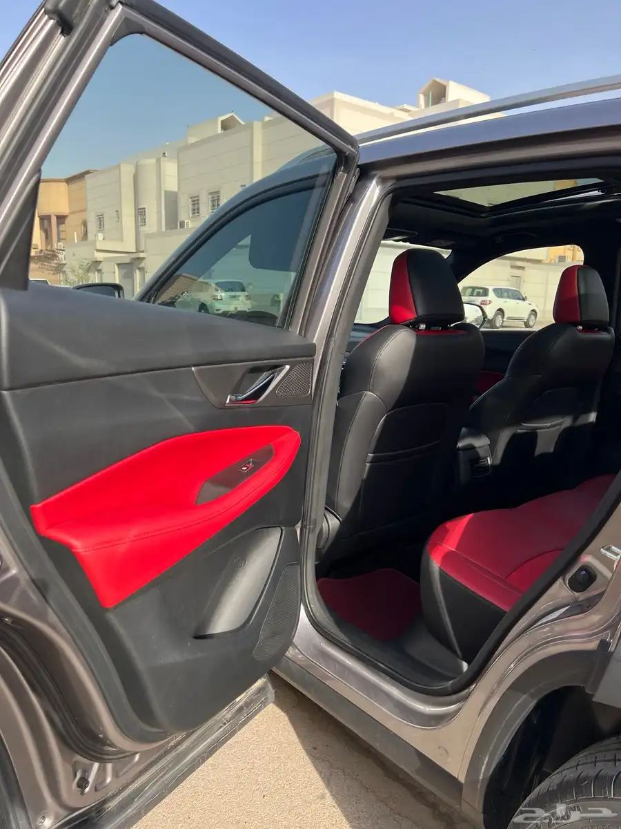 شانجان CS35 PLUS فل كامل داخلية أحمر 2023 ممشى 11900 كم فقط 16