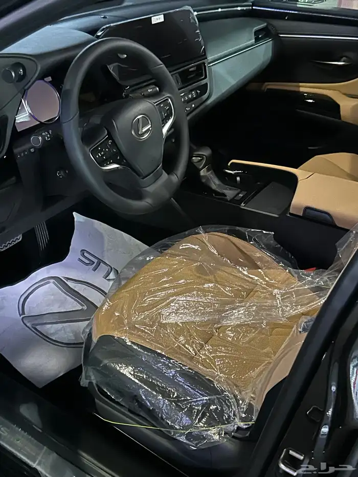 لكزس 2025 ES250 خليجي فئه AA 8
