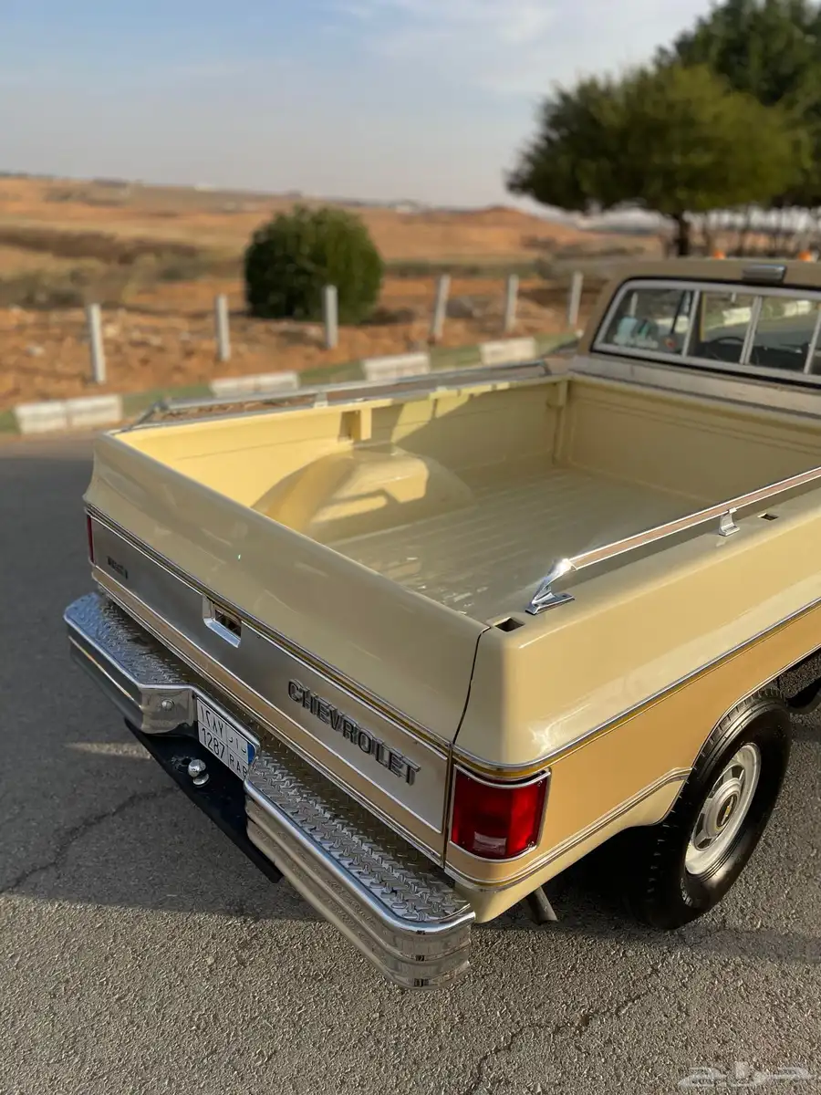 للبيع شفر مصفح استخدام امريكي موديل 77 بدي بلد 9
