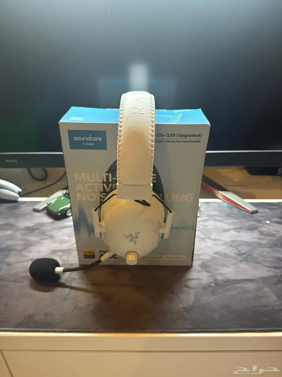 سماعة ريزر بلاك شارك V2 PRO 0