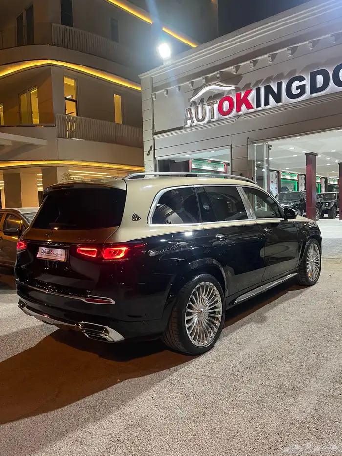 ميرسيدس GLS 600 مايباخ 2023 3