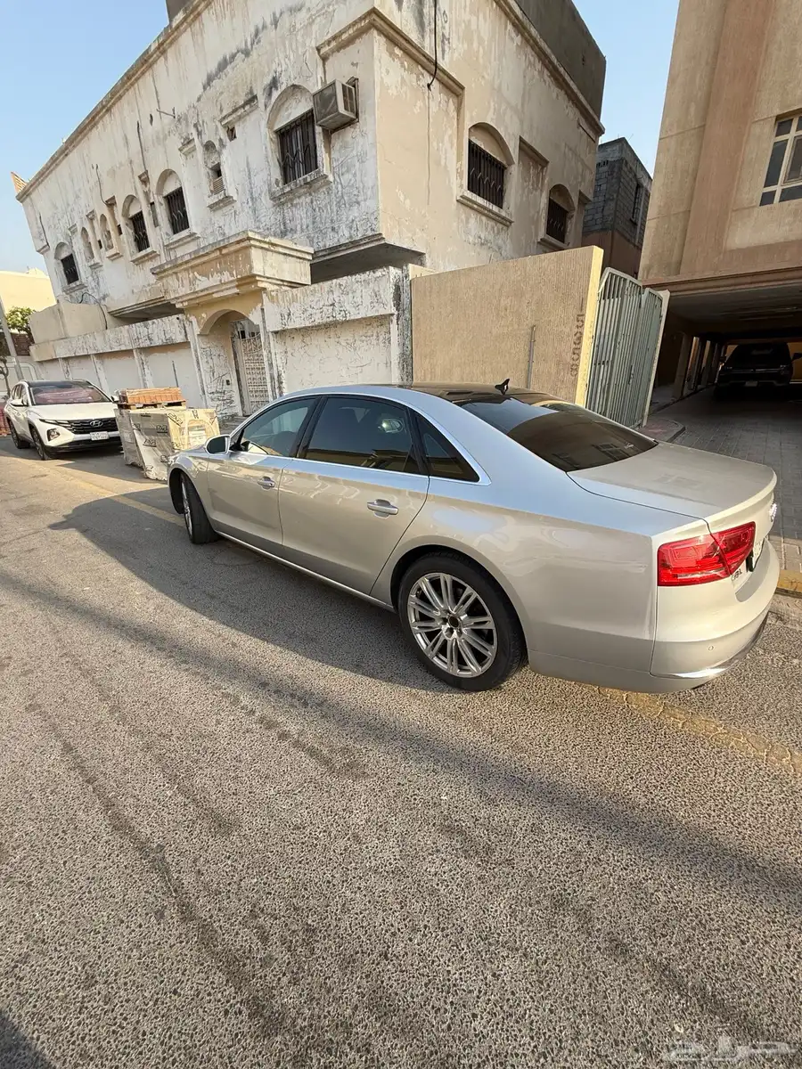 اودي A8 4