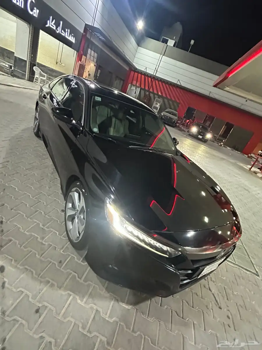 للبيع  هوندا أكورد 2018   2.0 Sport اعلى فئة 7
