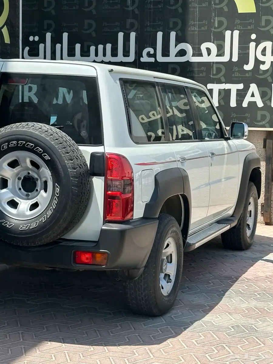 نيسان باترول فتك GL - 2020 - عداد 30 الف فقط 12
