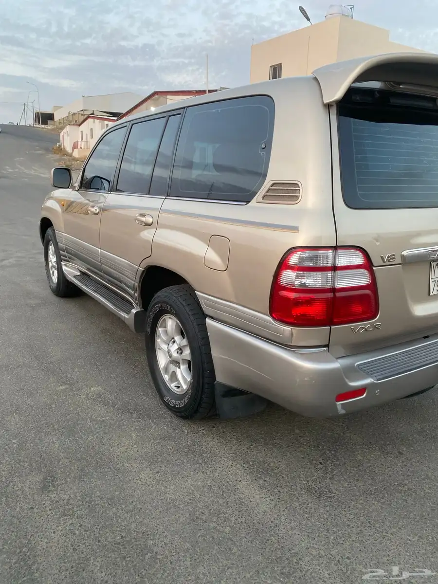 للبيع لاندكروزر VXr موديل 2003 وكاله 1