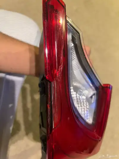 اسطب كامري 2025 في كسر خفيف 4