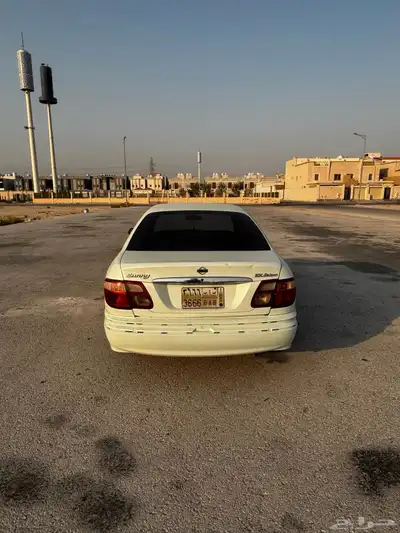 نيسان صني 2002 4