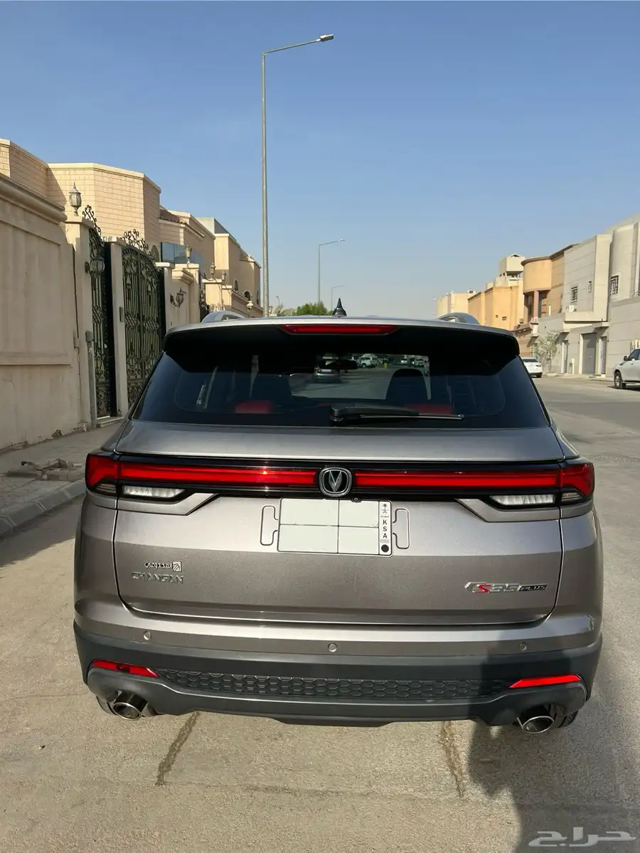 شانجان CS35 PLUS فل كامل داخلية أحمر 2023 ممشى 11900 كم فقط 3