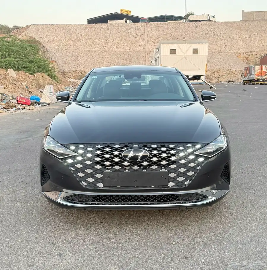 هونداي ازيرا 2020 ( 6 سلندر ) فل كامل شبه جديدة للبيع 1