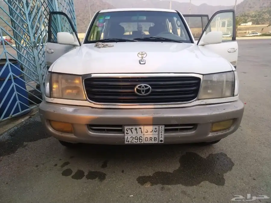 لاندكروزر 2000 نضيف بلد 4