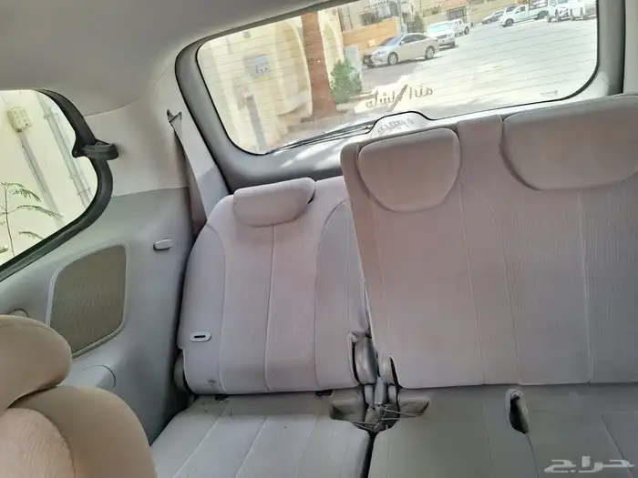 كيا كارنفال 2009 9