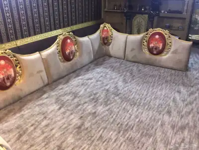 جلسة ظهر 5 قطع والسادسه زاويه وسرير أطفال 0