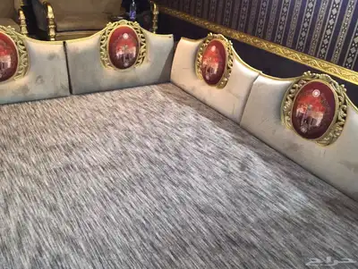 جلسة ظهر 5 قطع والسادسه زاويه وسرير أطفال 1