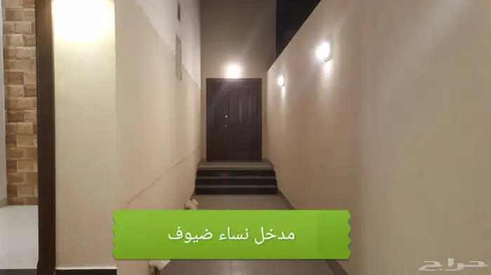 للبيع فيلا في حي الياقوت بمليون 250 4