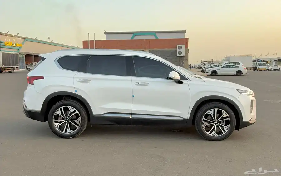 سنتافي 2019 (ديزل) دبل مكينه 2200cc بحاله الوكالة للبيع 6