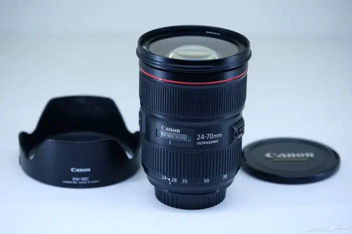 Canon EF 24-70mm f 2.8L II USM 6