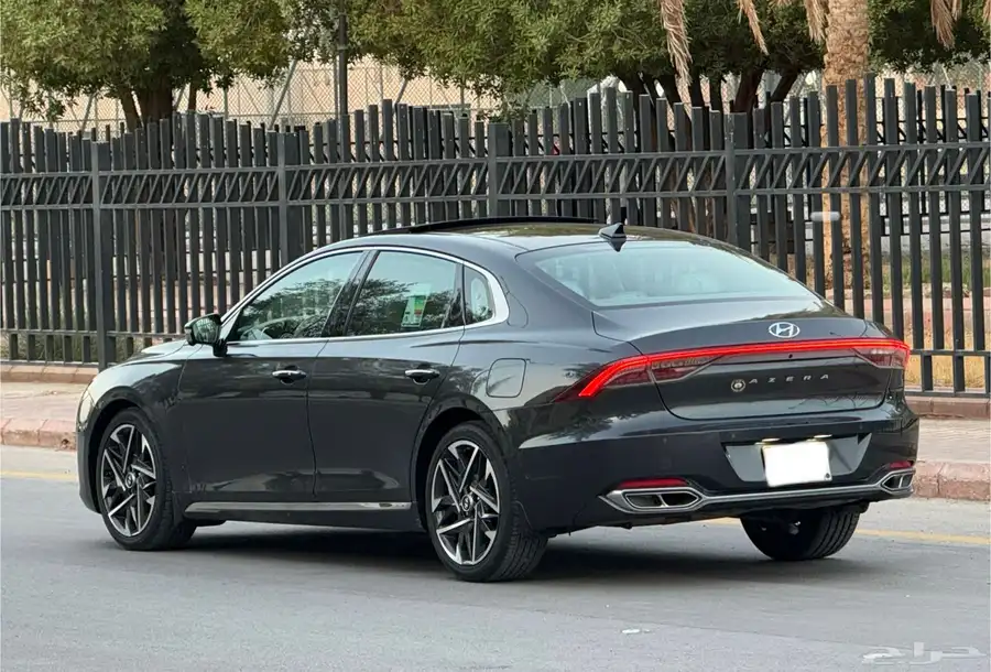 هيونداي أزيرا 2023 فل كامل ممشى 100 الف فقط 6