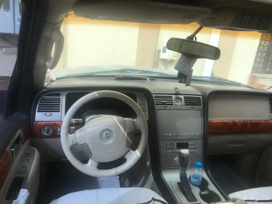 نفجيتور موديل 2003 البيع قطع غيار كل القطع فيه مشروطه 0