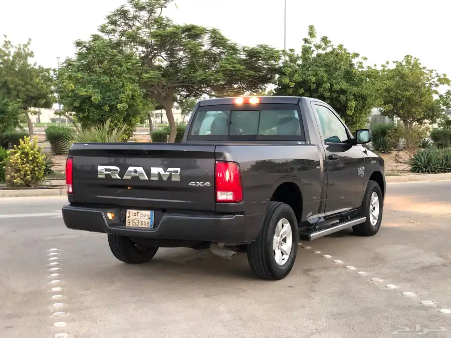 دودج رام 2019 غماره دبل 1500بنزين ممشي 108 ألفkm 11