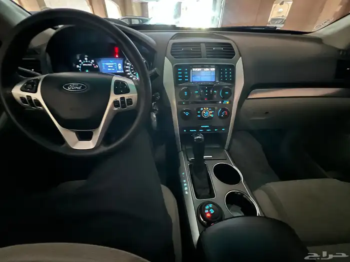 فورد إكسبلورر - Ford Explorer 2011 Standard 6