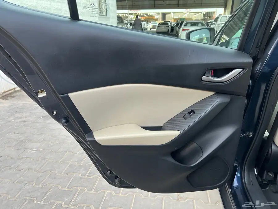 مازدا3 2019 نظيف جدا لدى قمة الاطلال 27