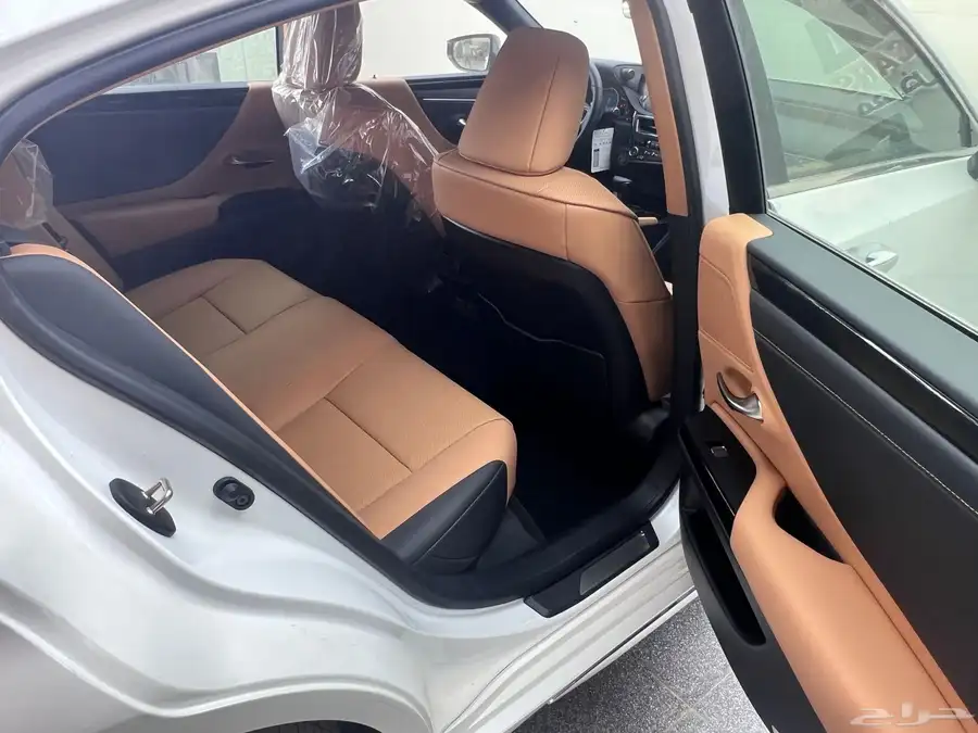 لكزس ES 350 AA خليجي 2025 كاش وتمويل أفراد ومؤسسات 14