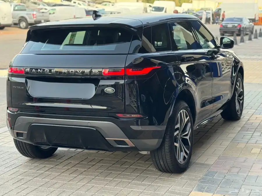 لاند روفر ايفوك ار داينمك 2023 ناغي ( جديد ) على الضمان 2