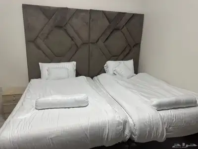 اثاث جديد فندقي ثلاجة وشاشة سمارت وسين طراحة كوميدي دولاب غ 3