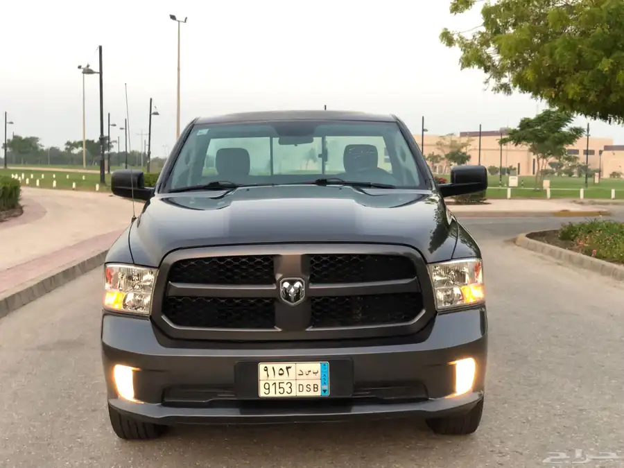 دودج رام 2019 غماره دبل 1500بنزين ممشي 108 ألفkm 1