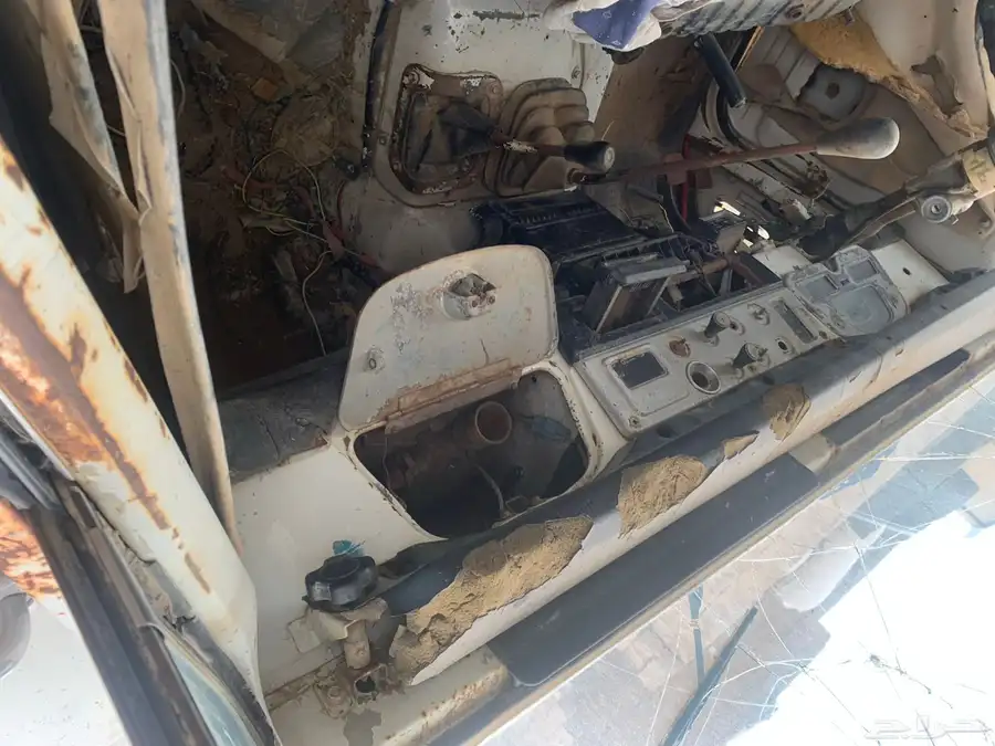 قطع غيار جيب ربع خليجي 84 Lx 3