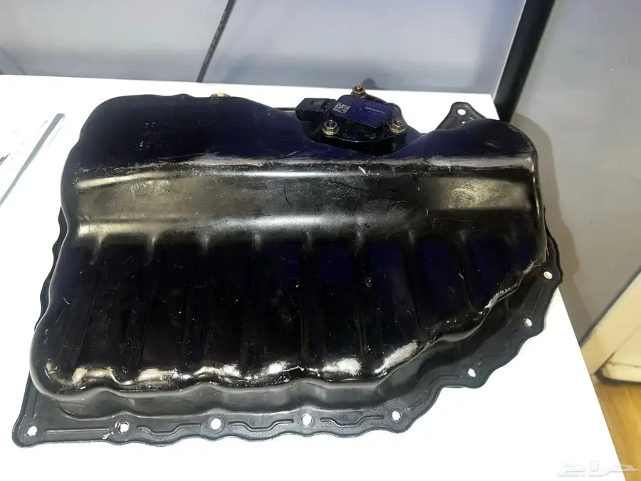 كارتير حديد مع حساس زيت Vw mk7 1