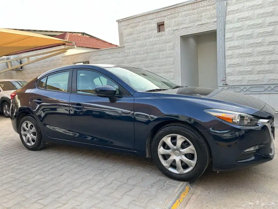 مازدا3 2019 نظيف جدا لدى قمة الاطلال 5
