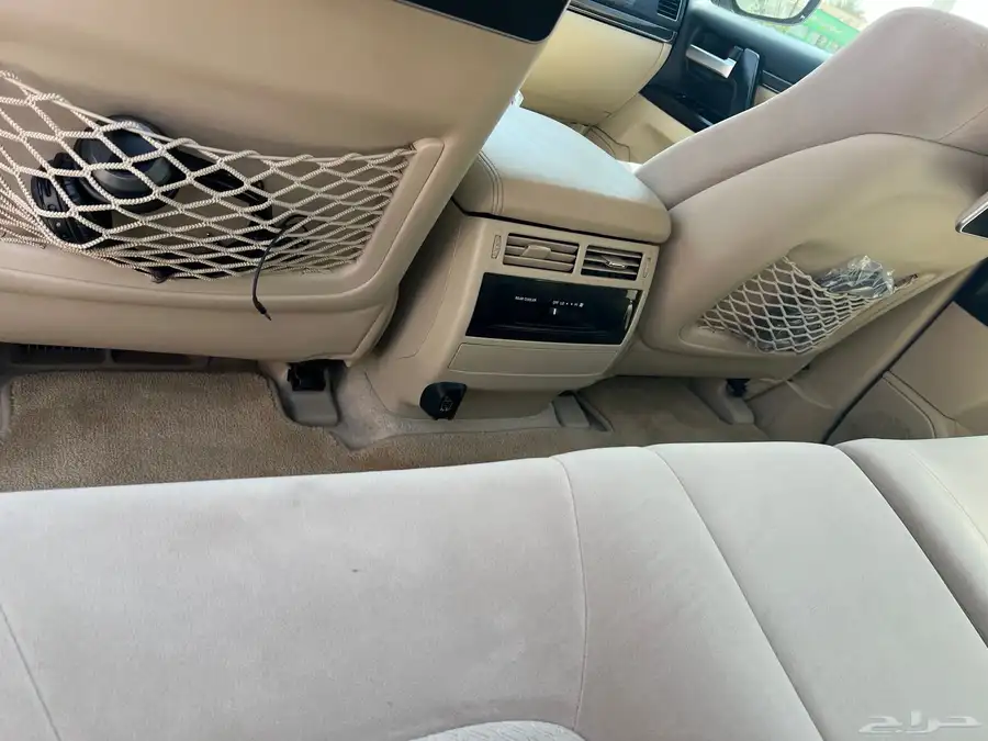 لاندكروزر GXR تورينق 2020 سعودي مخزن ماشي 71 الف فقط لاغير 13