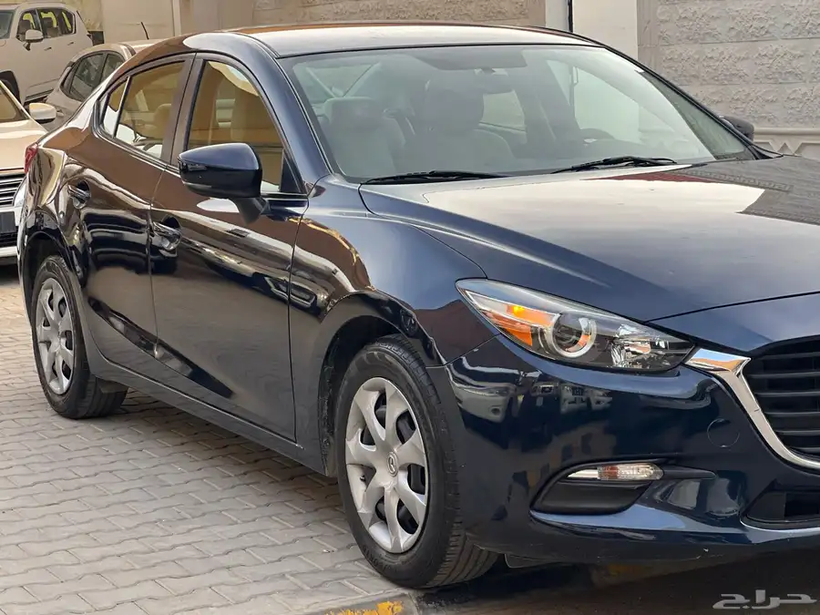 مازدا3 2019 نظيف جدا لدى قمة الاطلال 24