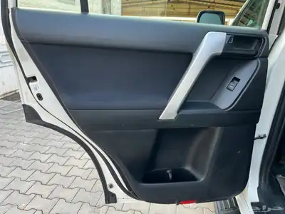 برادو 2019 ديزل سبير علاق ثلاجة نظيف جدا لدى قمة الاطلال 28