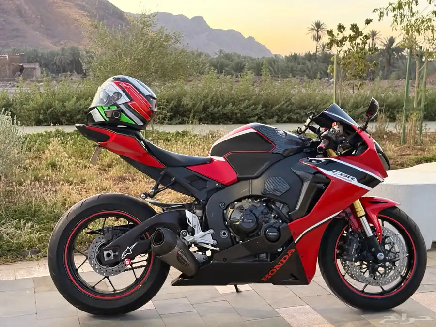 هوندا cbr1000rr للبيع قمة في النظافه index