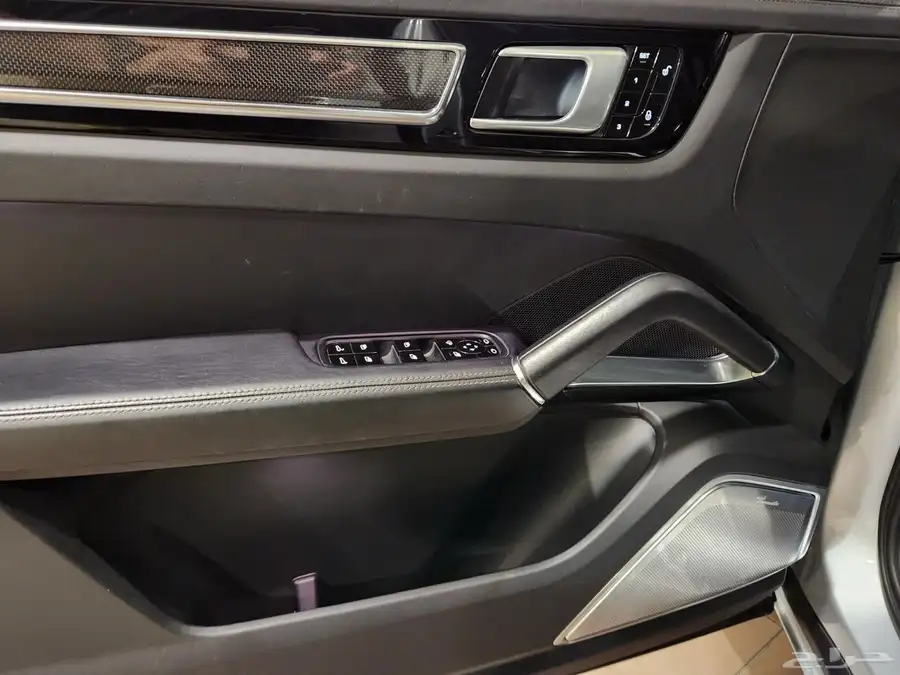 بورش كايين تيربو 2019 Porsche Cayenne Turbo 12
